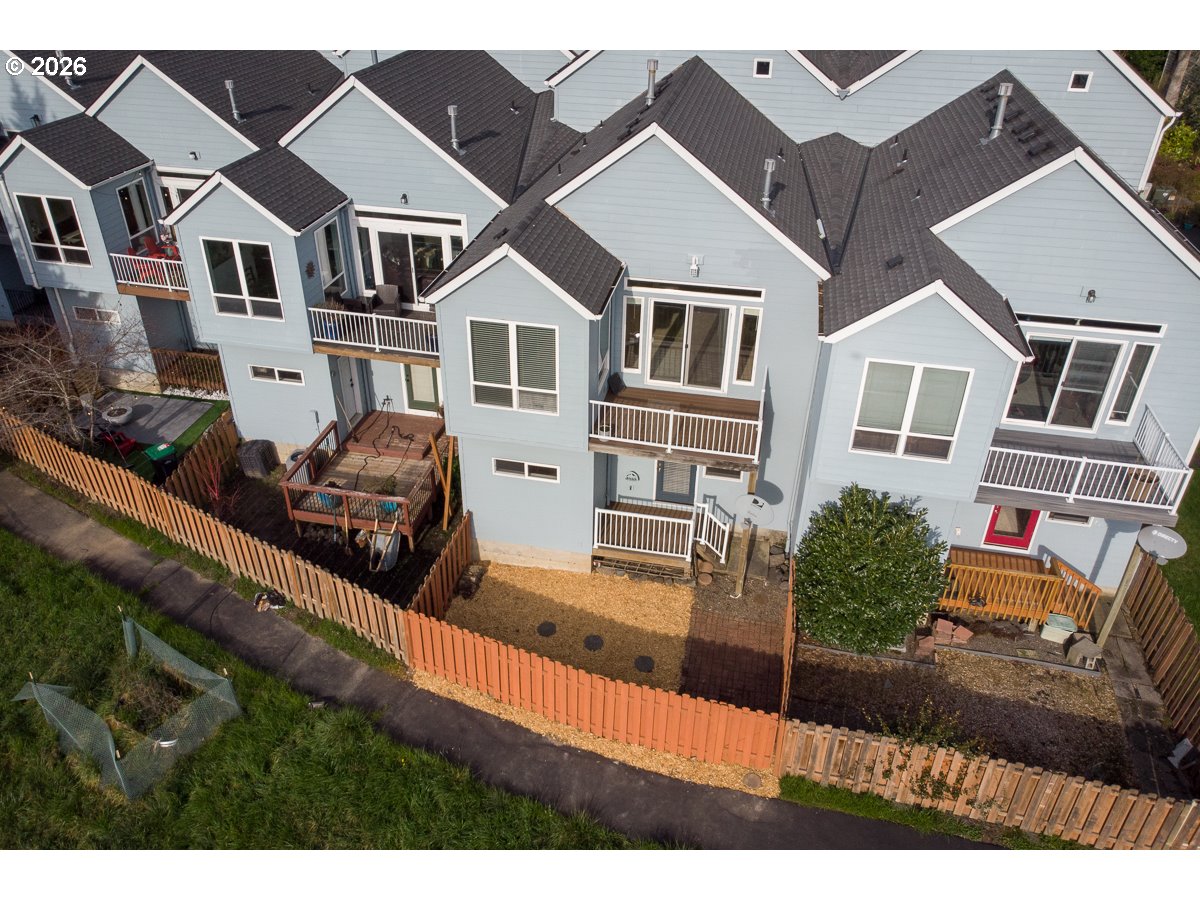 13262 SW COMMONWEALTH LN