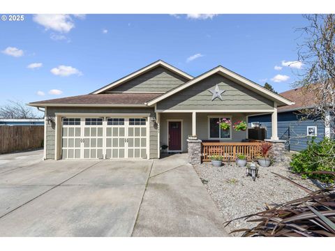 2685 34TH ST Coos Bay OR 97420