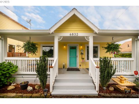 6832 SE LAMPHIER ST Milwaukie OR 97222