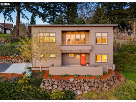 591 NE GRANDVIEW BLVD White Salmon WA 98672