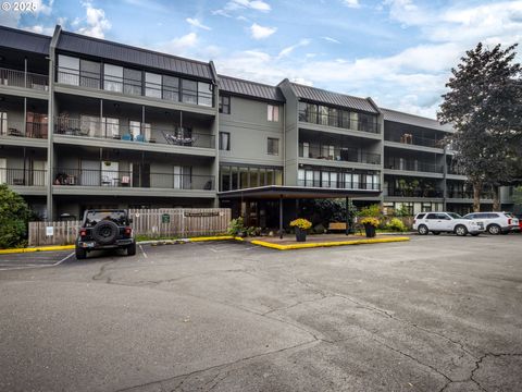 45 EAGLE CREST DR 206 Lake Oswego OR 97035