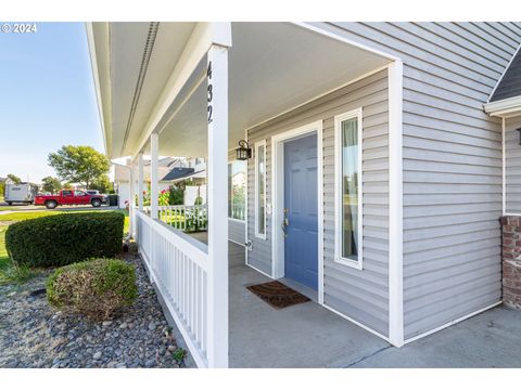 A home in Hermiston