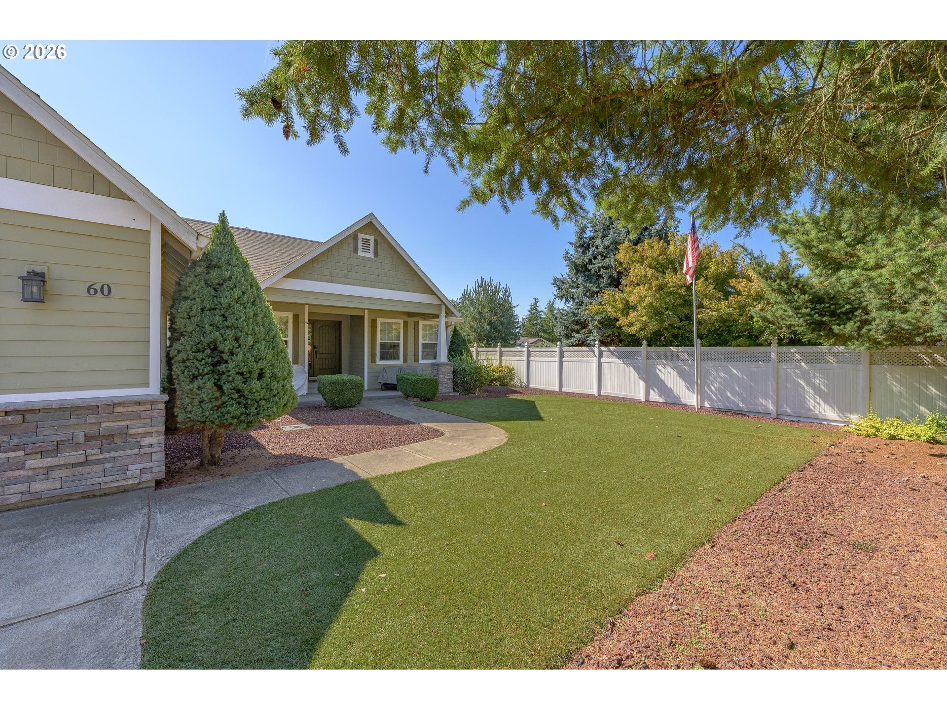 60 W TAYLOR ST