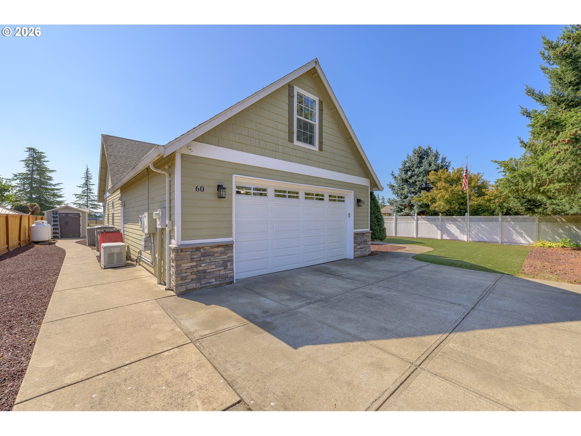 60 W TAYLOR ST