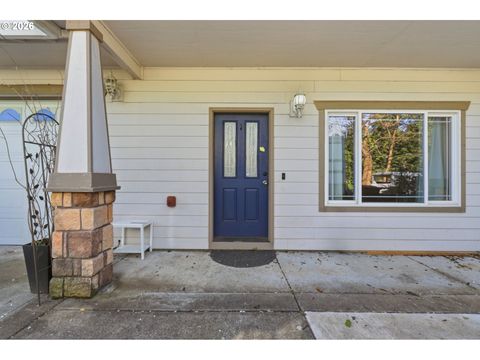 Photo of 2025 SW 6th Ave, Camas, WA 98607 (MLS # 476235616)