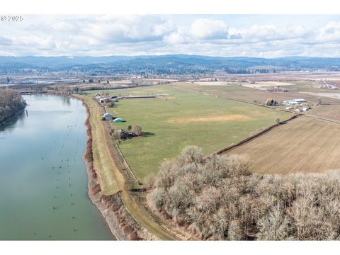 35308 Riverside LN Scappoose OR 97056