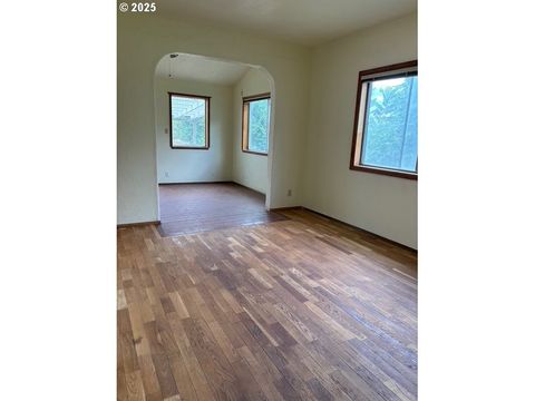Tiny photo for 33465 Irish Ln, Creswell, OR 97426 (MLS # 471087192)