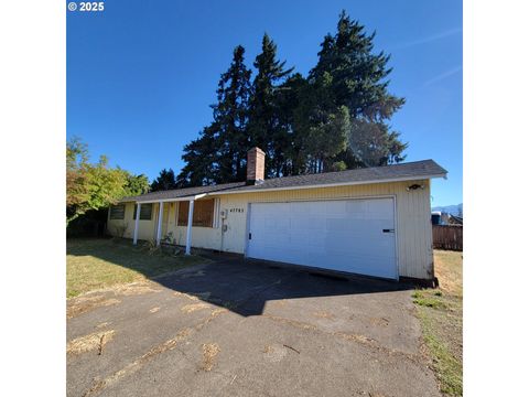 Tiny photo for 47785 Chubb Ct, Oakridge, OR 97463 (MLS # 448039776)
