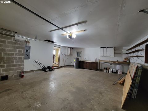 Tiny photo for 47785 Chubb Ct, Oakridge, OR 97463 (MLS # 448039776)