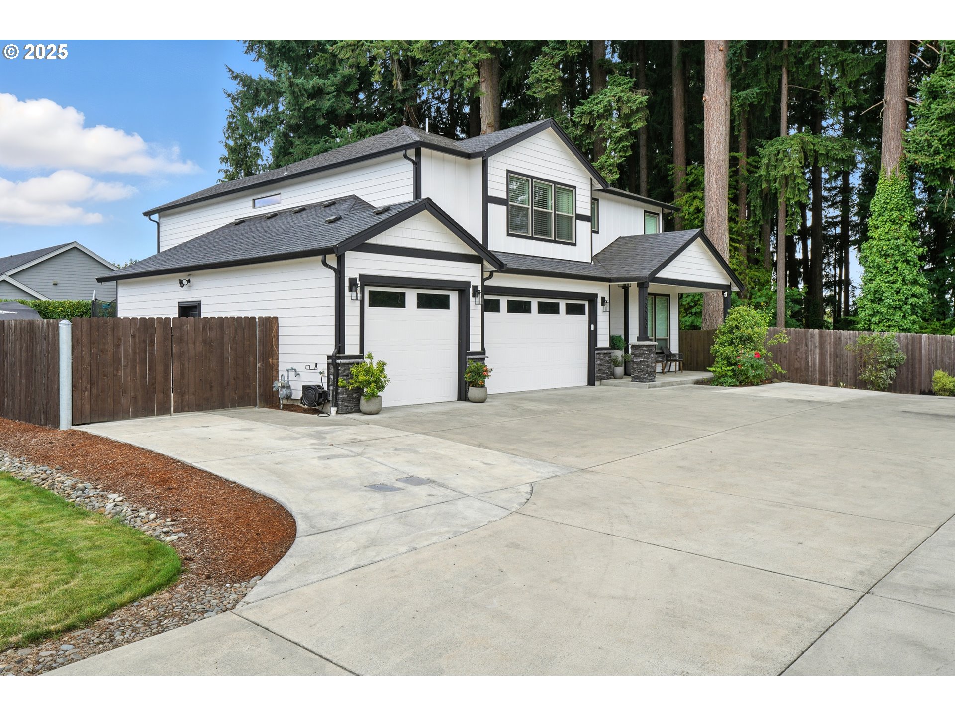 5803 NE 125TH CIR