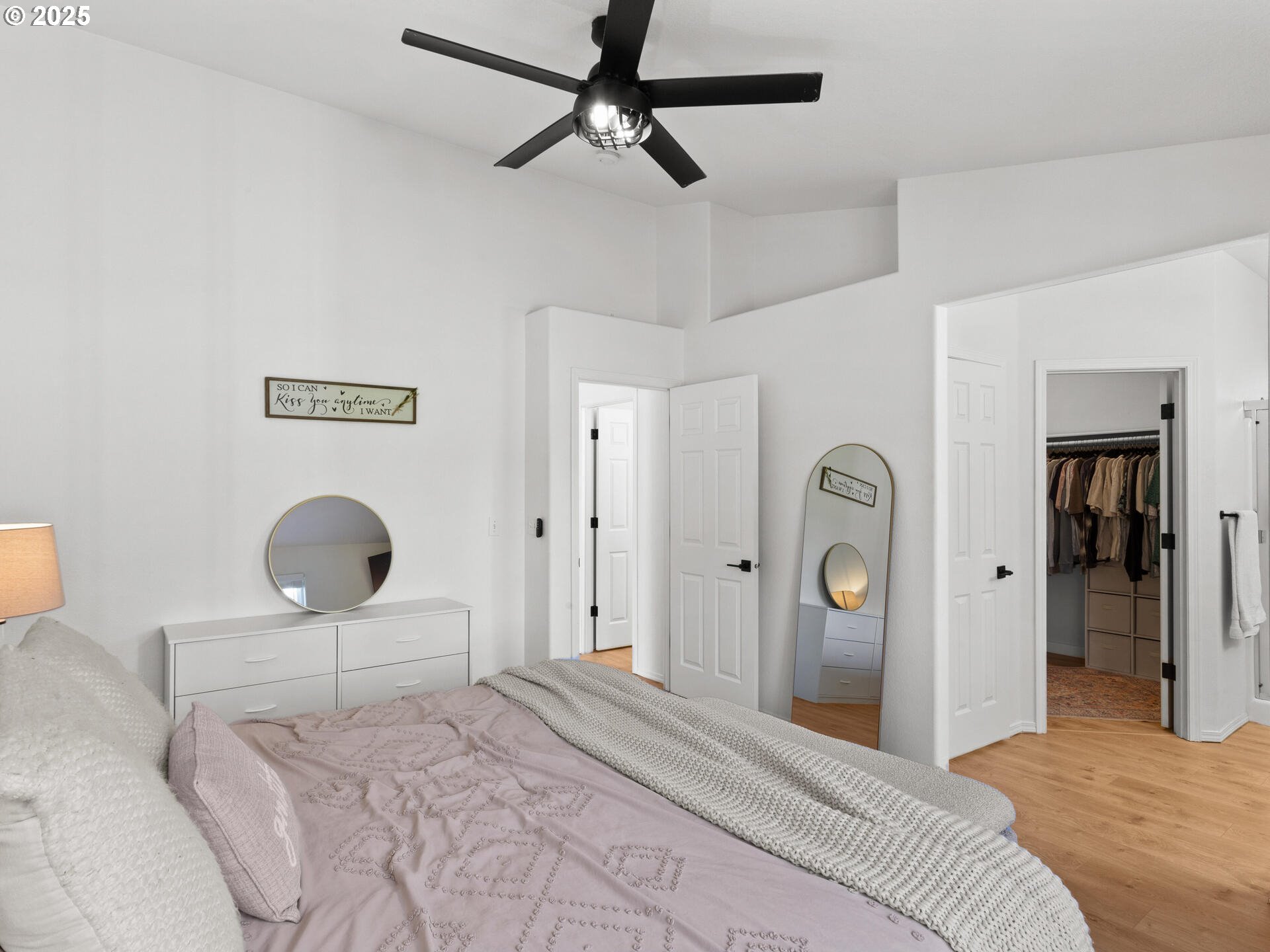 Washougal, Washington 98671, United States, 3 Bedrooms Bedrooms, ,2 BathroomsBathrooms,Residential,Pending,224652