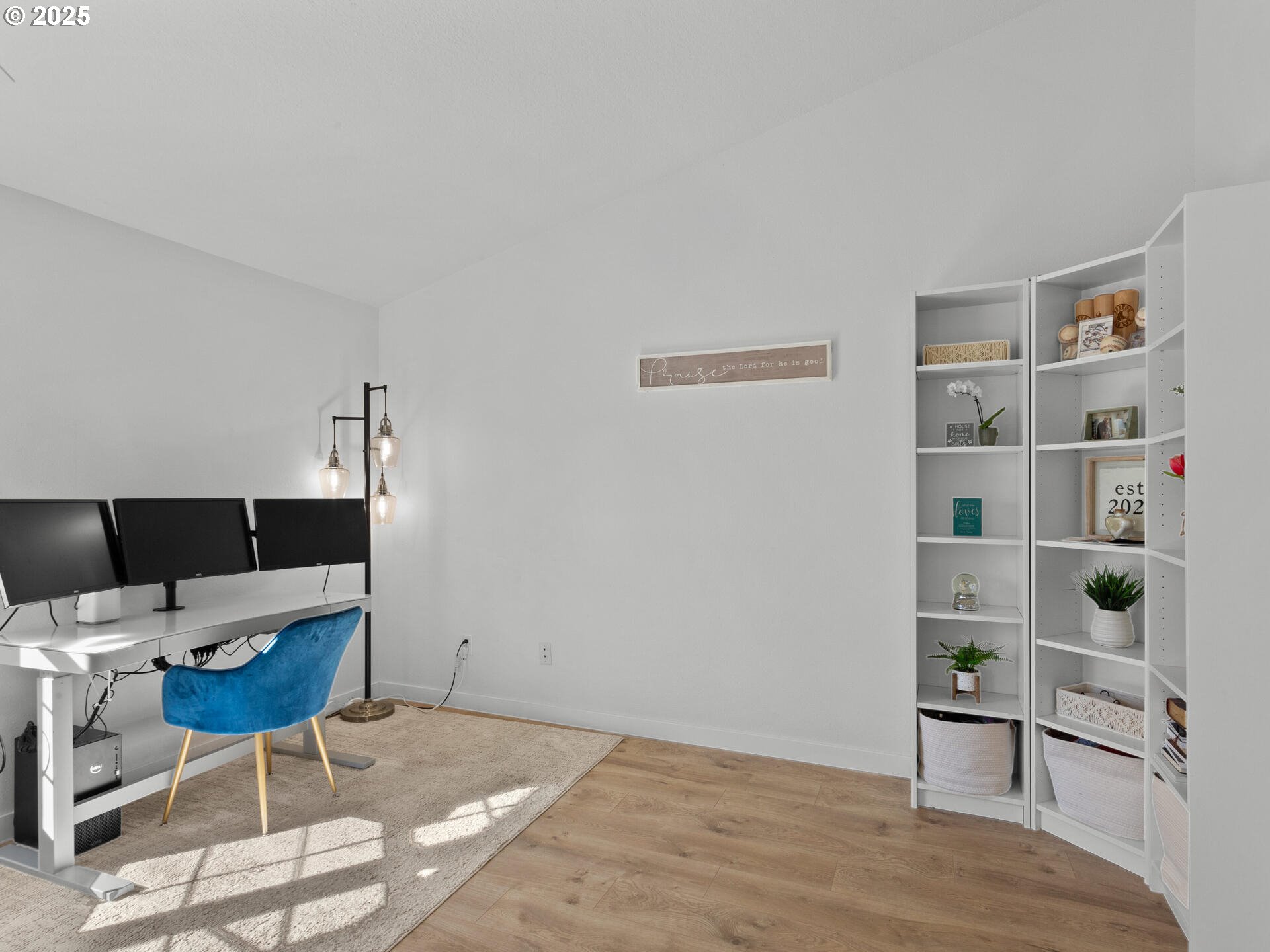 Washougal, Washington 98671, United States, 3 Bedrooms Bedrooms, ,2 BathroomsBathrooms,Residential,Pending,224652