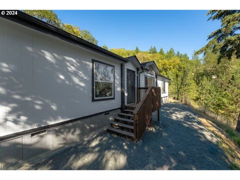 A home in Myrtle Creek