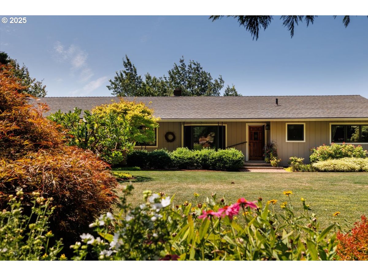 19405 NE Kings Grade