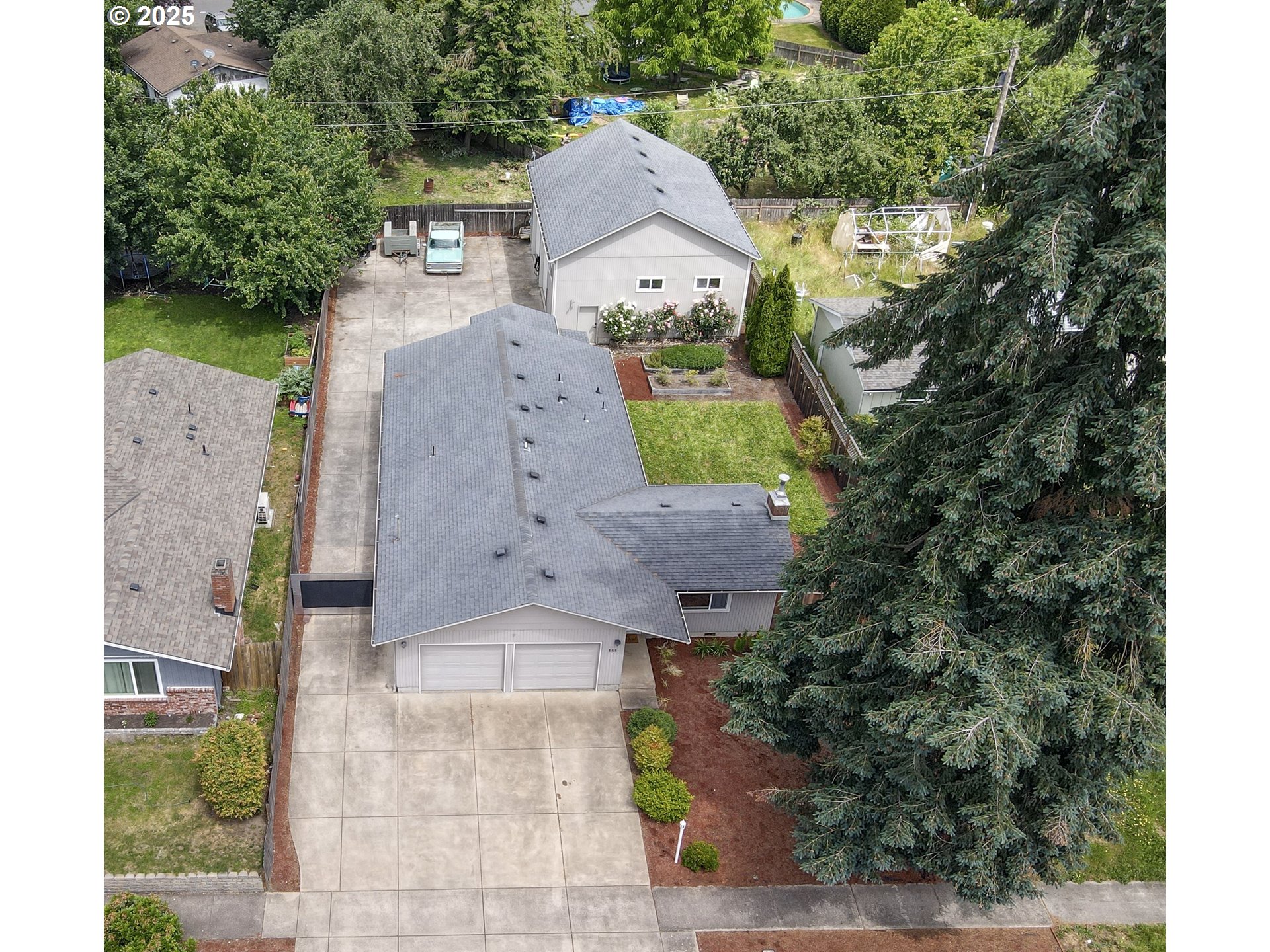355 RUBY AVE