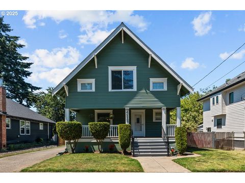 4529 SE 44TH AVE Portland OR 97206
