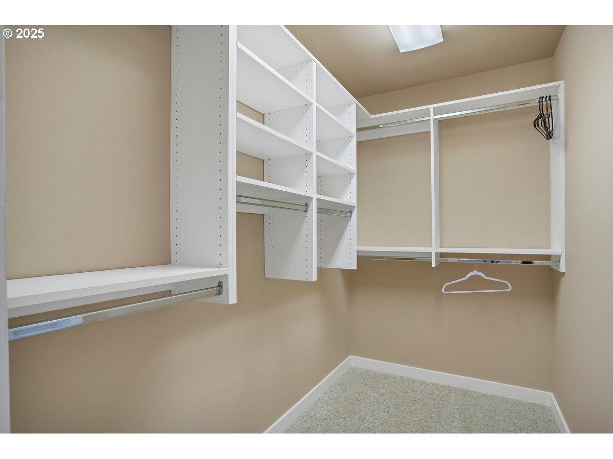 Dayton, Oregon 97114, United States, 3 Bedrooms Bedrooms, ,3 BathroomsBathrooms,Residential,Active,147718