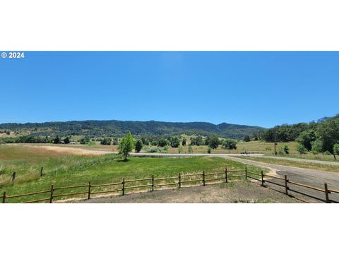 A home in Roseburg