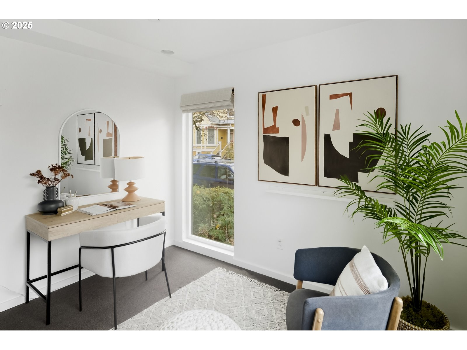 1102 NE TILLAMOOK ST 5