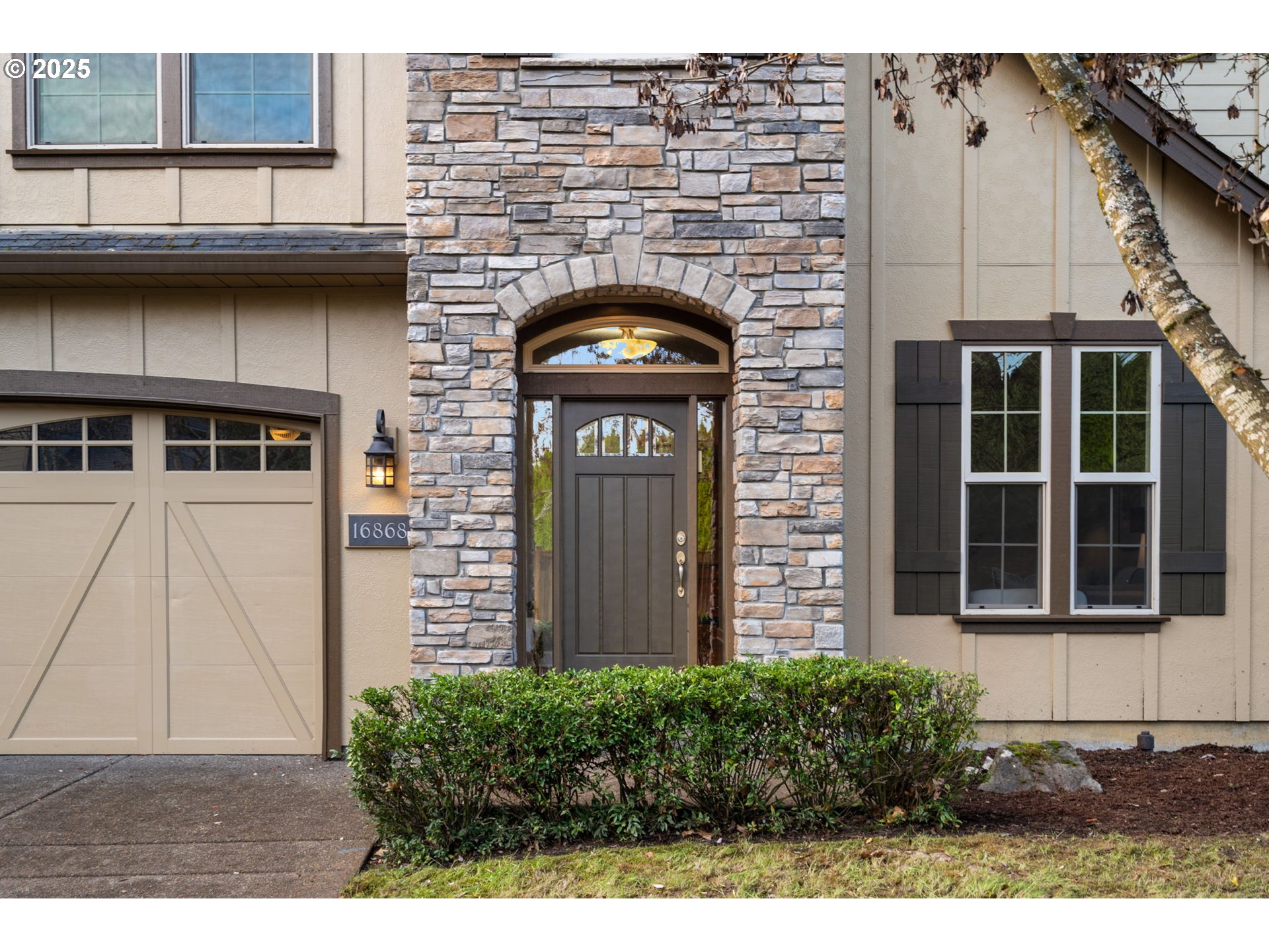 16868 SW HOLLY FARMS LN