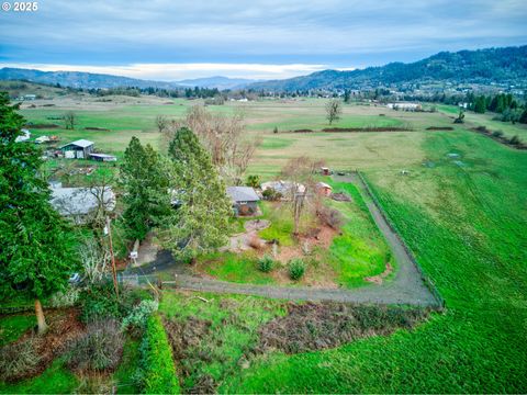 A home in Roseburg