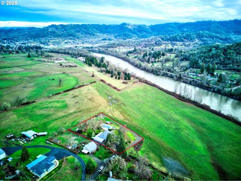 A home in Roseburg