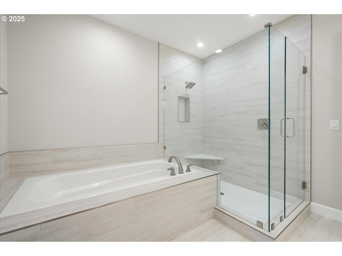 Camas, Washington 98607, United States, 3 Bedrooms Bedrooms, ,3 BathroomsBathrooms,Residential,Active,137821