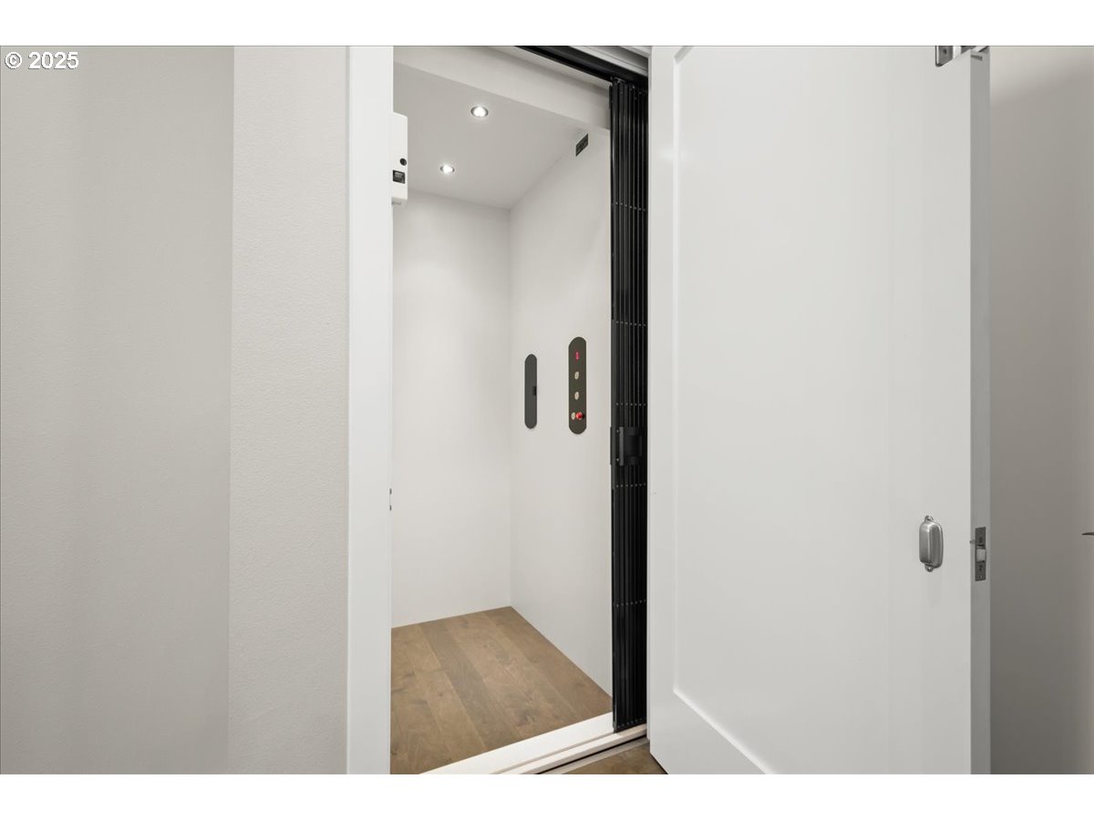 Camas, Washington 98607, United States, 3 Bedrooms Bedrooms, ,3 BathroomsBathrooms,Residential,Active,137821