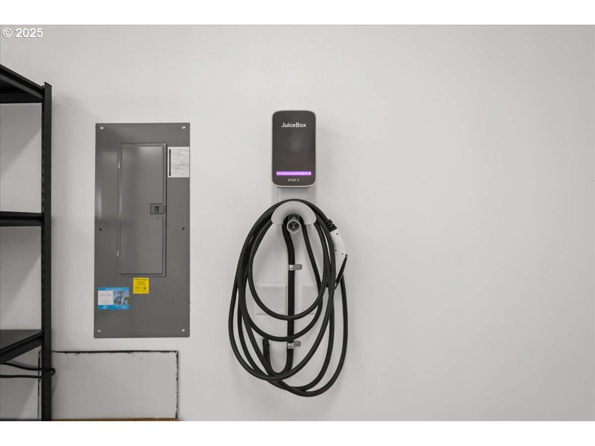 Camas, Washington 98607, United States, 3 Bedrooms Bedrooms, ,3 BathroomsBathrooms,Residential,Active,137821