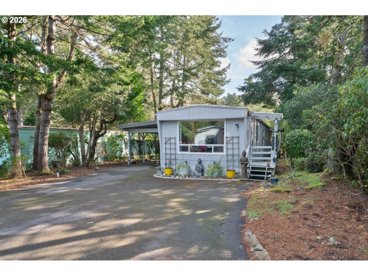 1600 RHODODENDRON DR 131