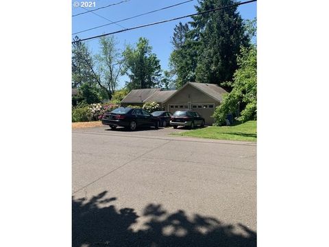 A home in Milwaukie