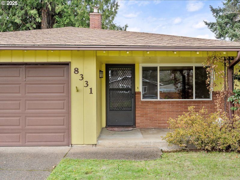 8331 SE CARNATION ST