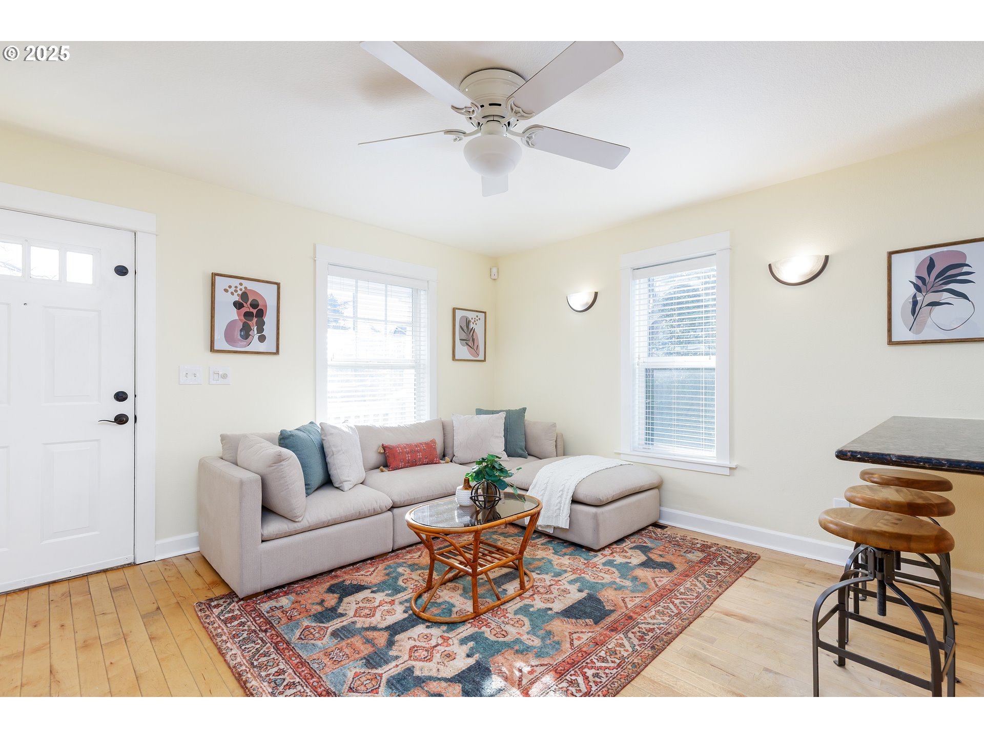 2913 NE KILLINGSWORTH ST