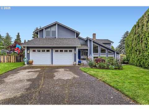 1543 NE HYDE ST Hillsboro OR 97124