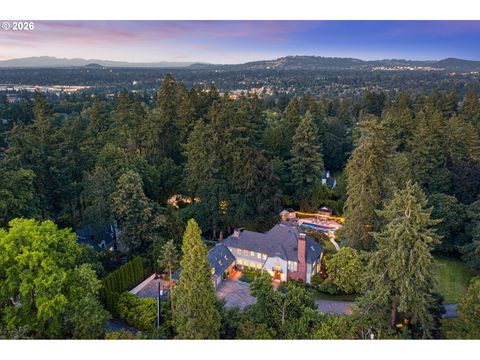 1905 S GREENWOOD RD Portland OR 97219