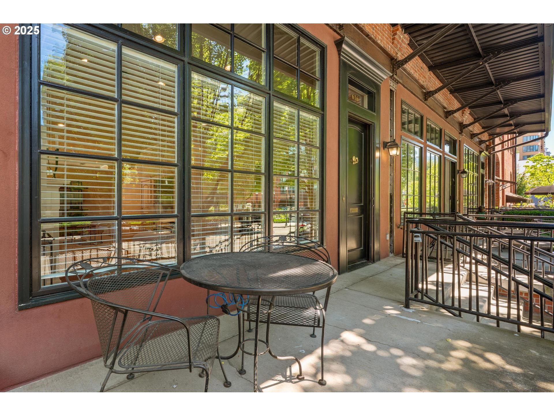 616 NW 11TH AVE