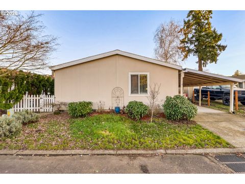 1111 SE 3RD AVE 15 Canby OR 97013