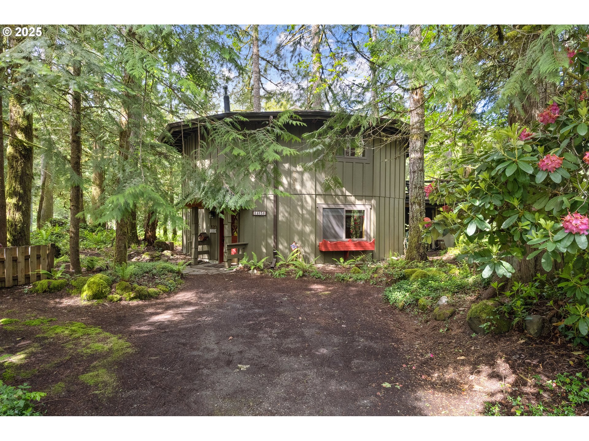 64658 E SANDY RIVER LN