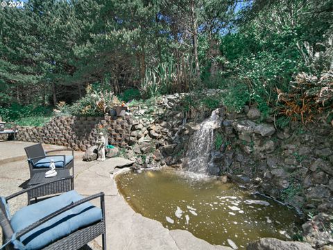 A home in Gold Beach