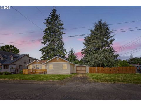 1834 C ST Forest Grove OR 97116