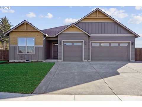 135 E Airedale AVE La Center WA 98629