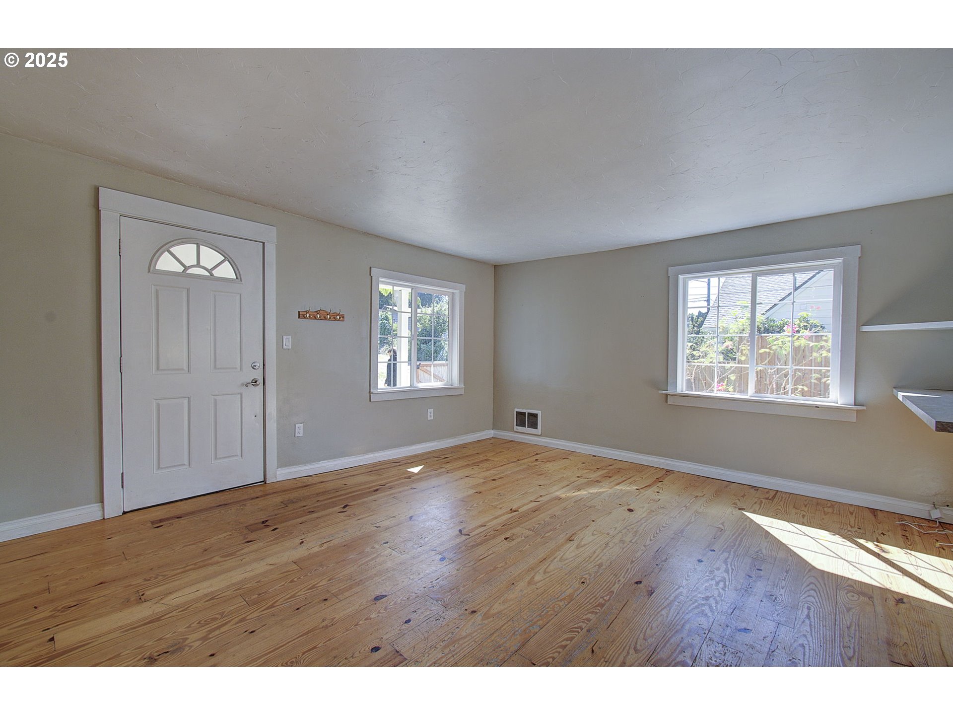 3301 K ST