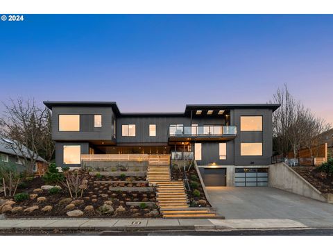 A home in Hood River