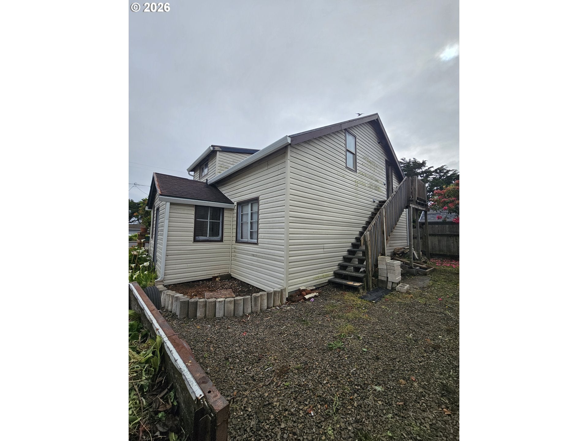 1433 NW 17TH ST
