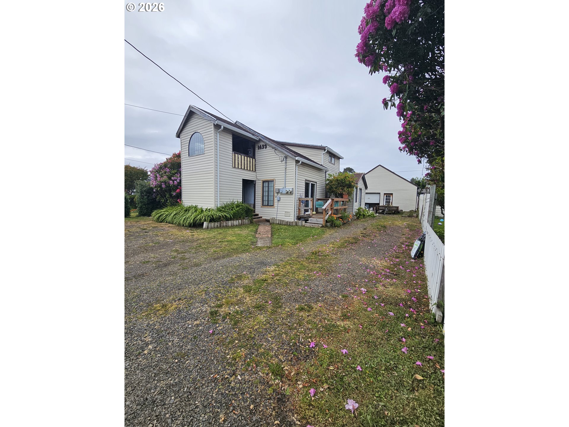 1433 NW 17TH ST
