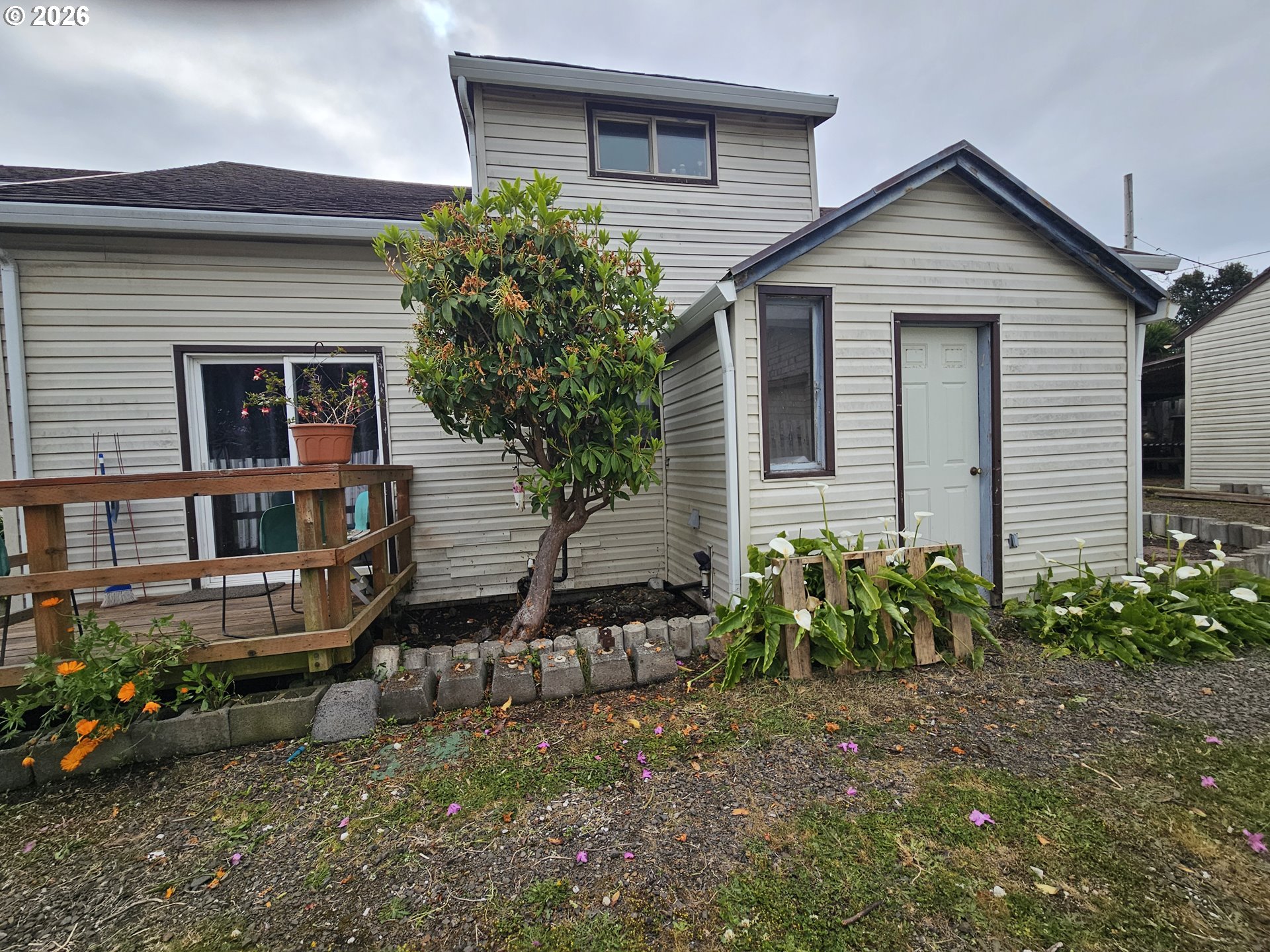 1433 NW 17TH ST