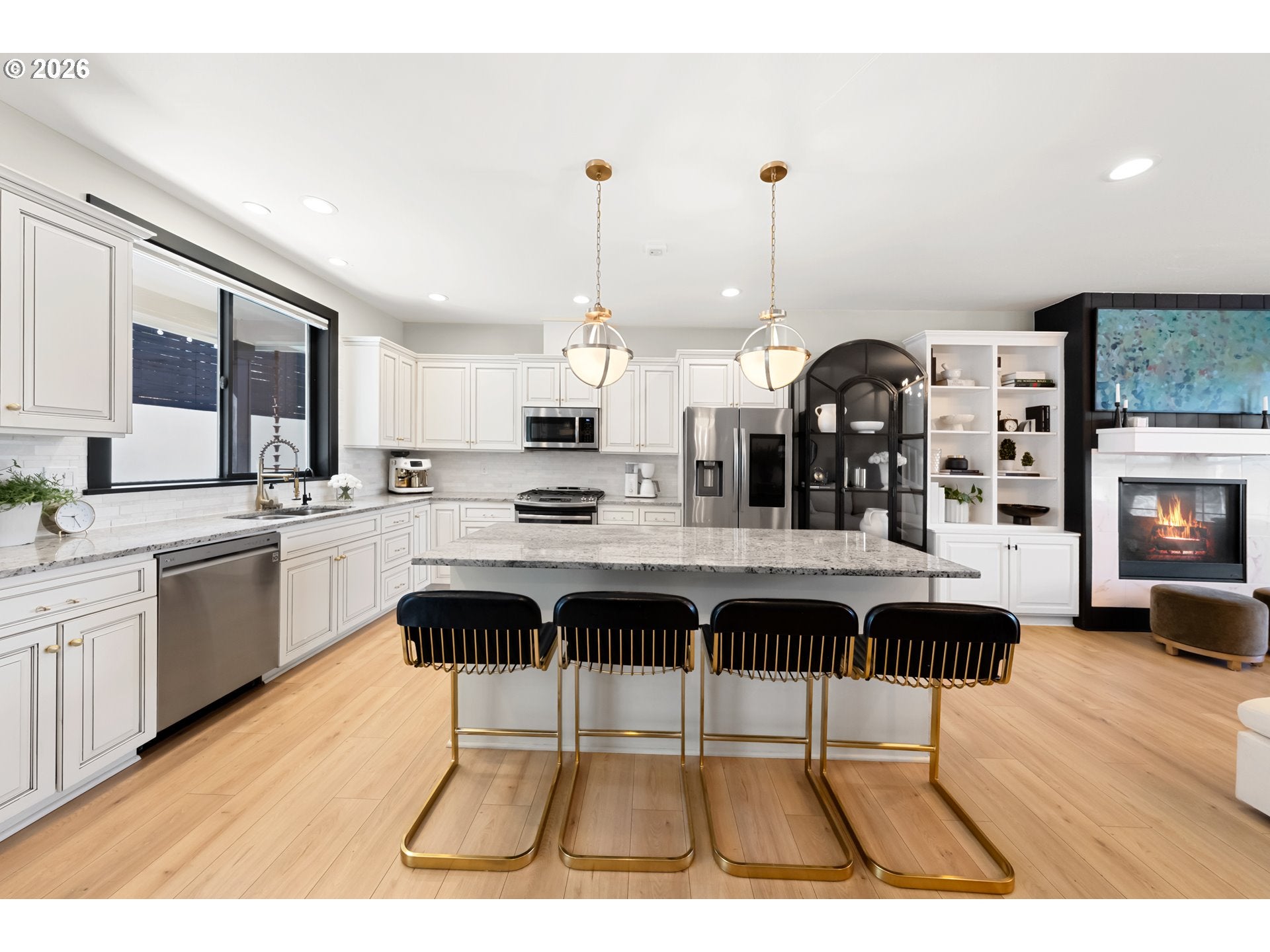 457 AUGUSTA CT