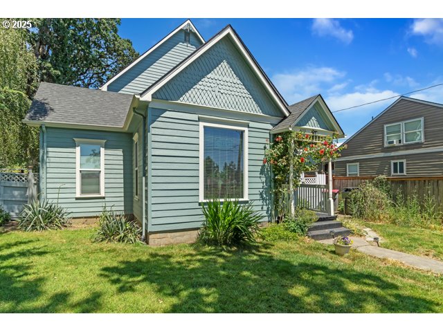423 E MAIN ST