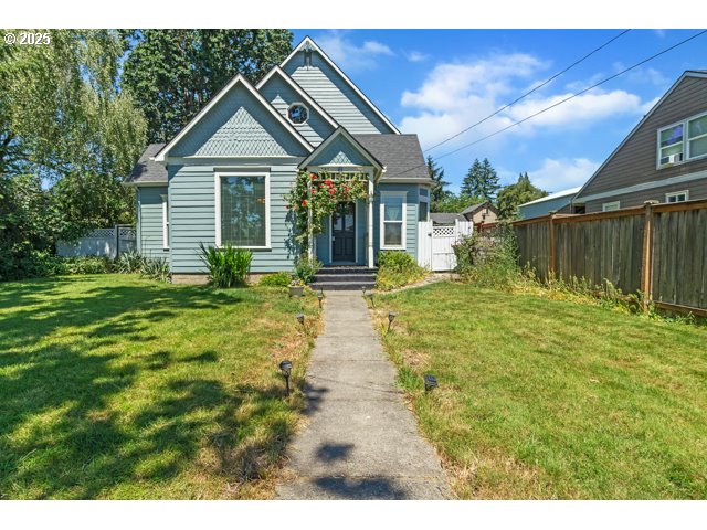 423 E MAIN ST