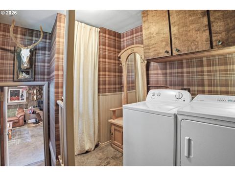 Tiny photo for 84124 Hilltop Dr, Pleasant Hill, OR 97455 (MLS # 160289215)